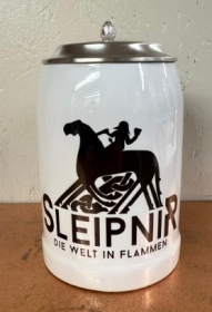 Bierkrug mit Zinndeckel - Sleipnir - Die Welt in Flammen Bierkrug mit Zinndeckel - Sleipnir - Die Welt in Flammen